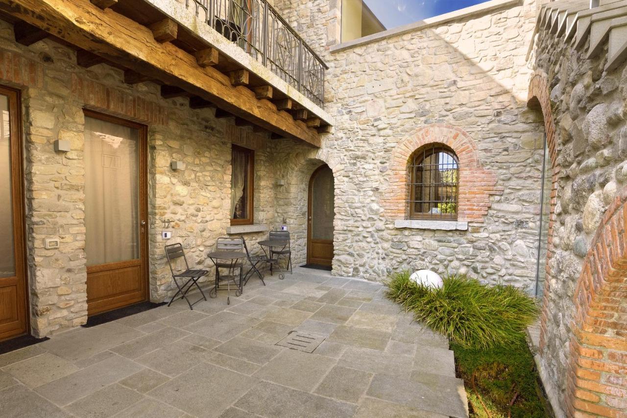 Il Borgo - 1711 Luxury Guest House Arlate Eksteriør bilde