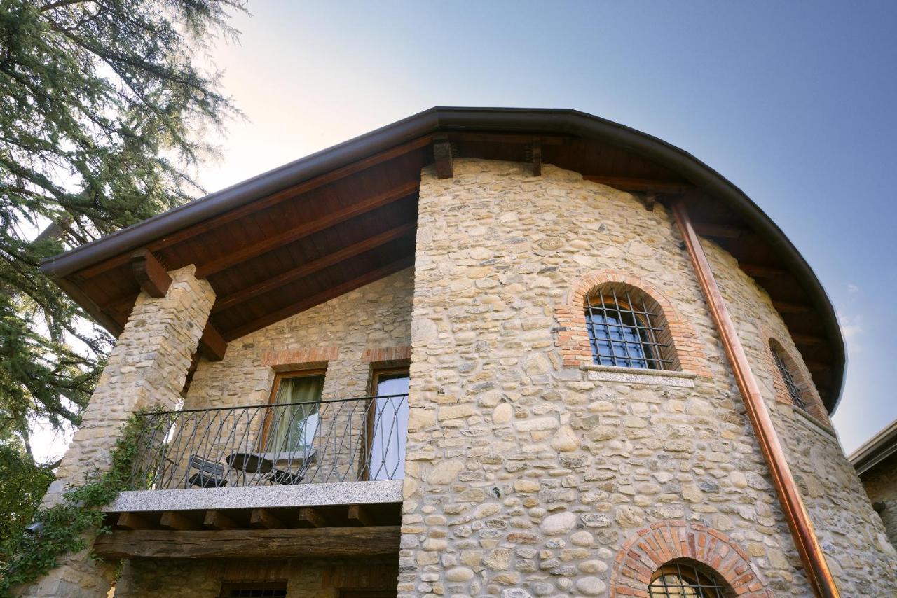 Il Borgo - 1711 Luxury Guest House Arlate Eksteriør bilde